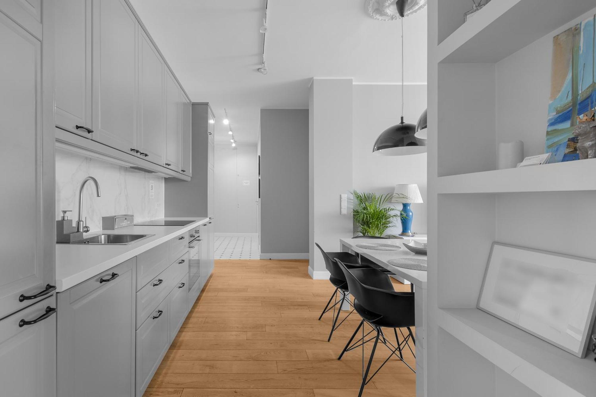 Unitapartament Delux Warszawa Centrum Blisko Plac Zbawiciela Hala Koszyki Metro Politechnika Jest To Elegancki I Wygodny Apartament Na Noclegi I Pobyt W Warszawie - Zapraszamy Luaran gambar
